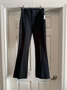 NWT GAP Black Flare Pants Size 4 Minimalist Stretch Trousers